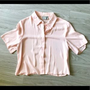 Women’s Button up blouse